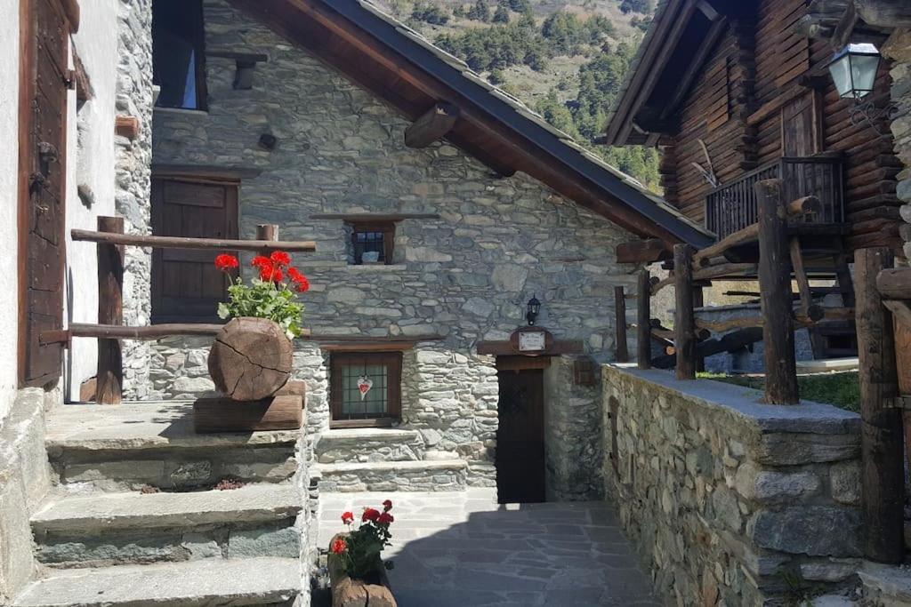 Home Sweet Home Antey-Saint-André Εξωτερικό φωτογραφία