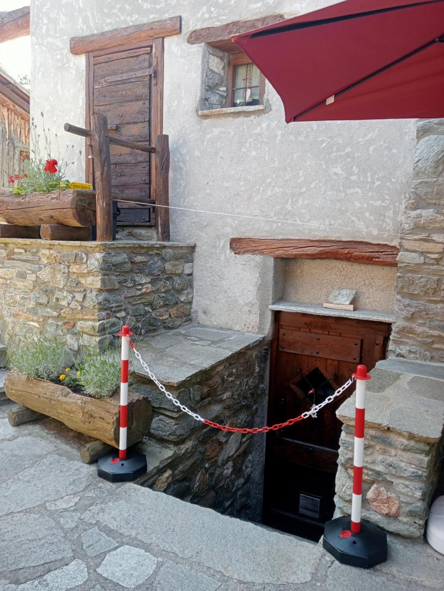 Home Sweet Home Antey-Saint-André Εξωτερικό φωτογραφία
